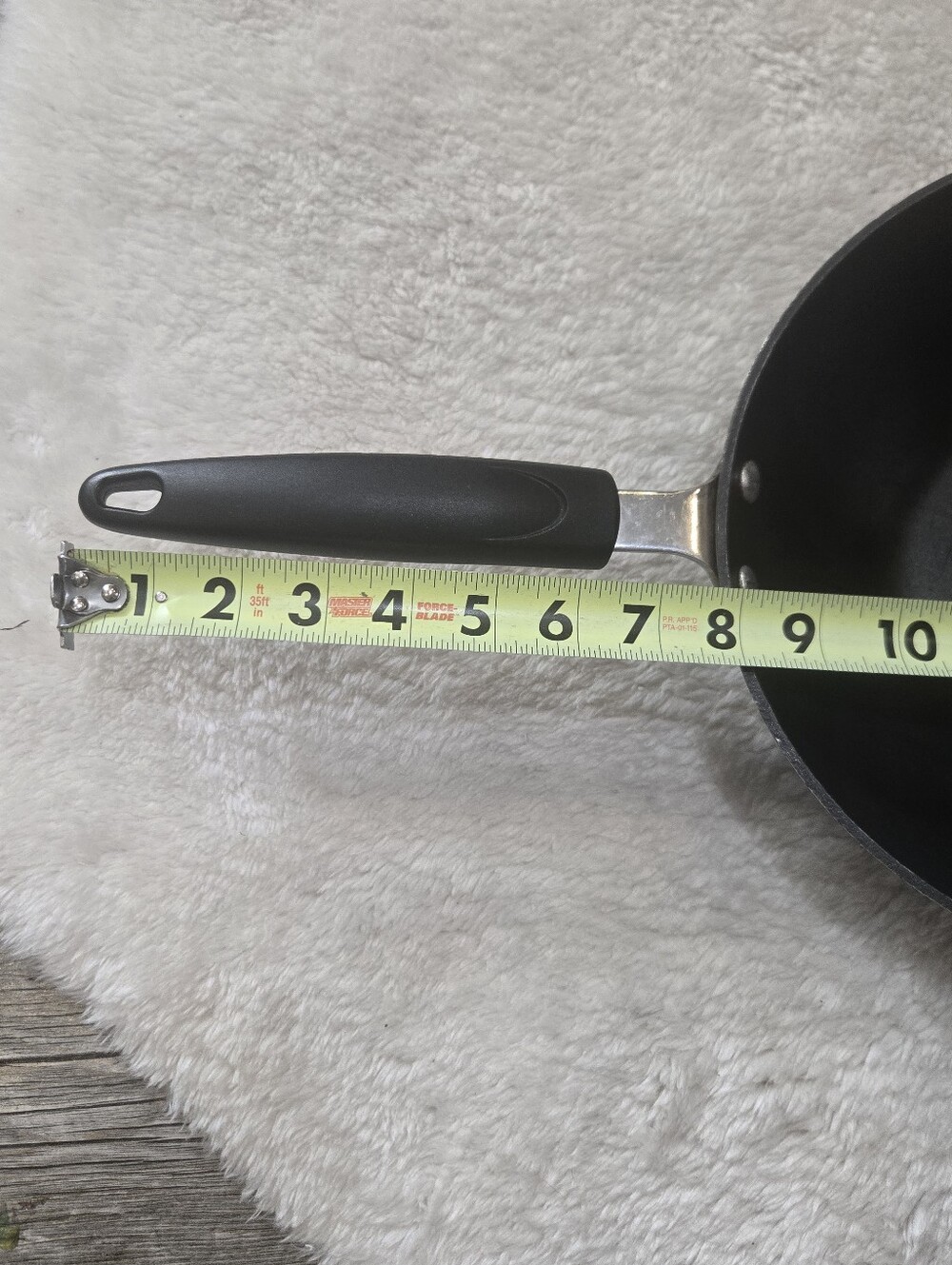 Cephalon Kitchen Essentials 10" Nonstick Small Wok Stir-Fry Pan with Lid - Picture 6 of 8